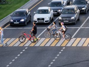 Яркие велосипеды: как цвет повышает безопасность на дороге