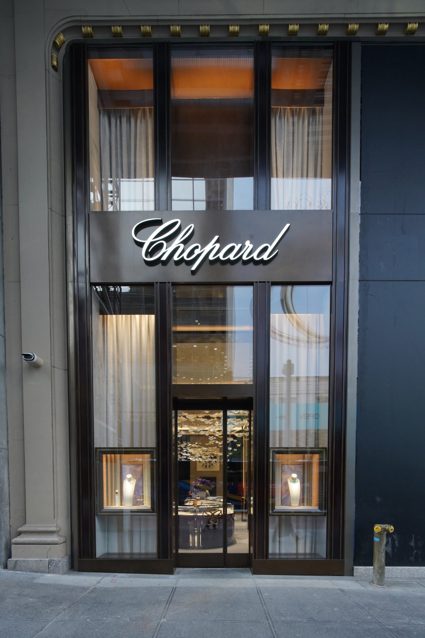 Chopard Fifth Avenue-де өзінің флагмандық дүкенін ашады